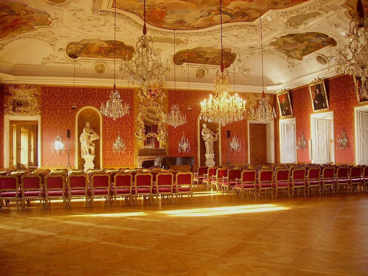 Ballroom Kencana